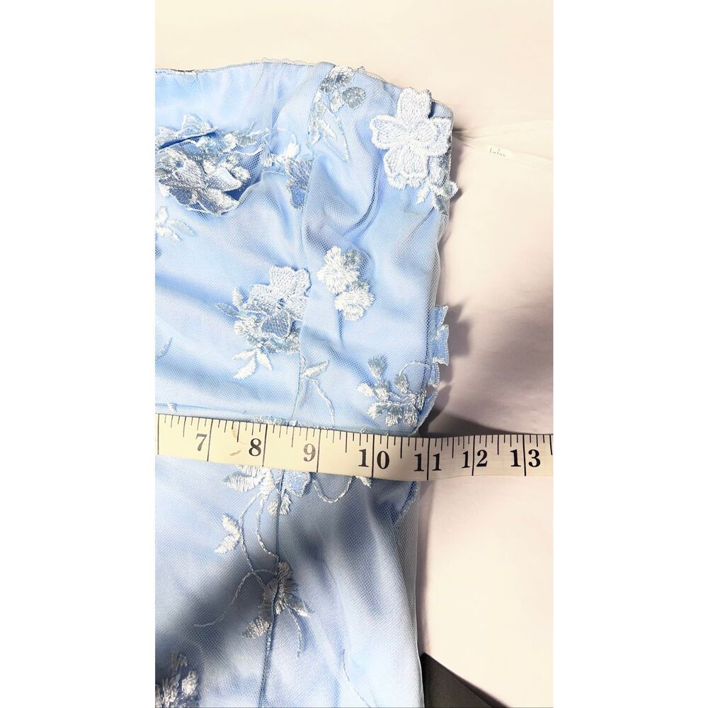 Lulus Rare Presence Powder Blue 3D Floral Embroidered Maxi Dress Size XXS NWT - Picture 9 of 11